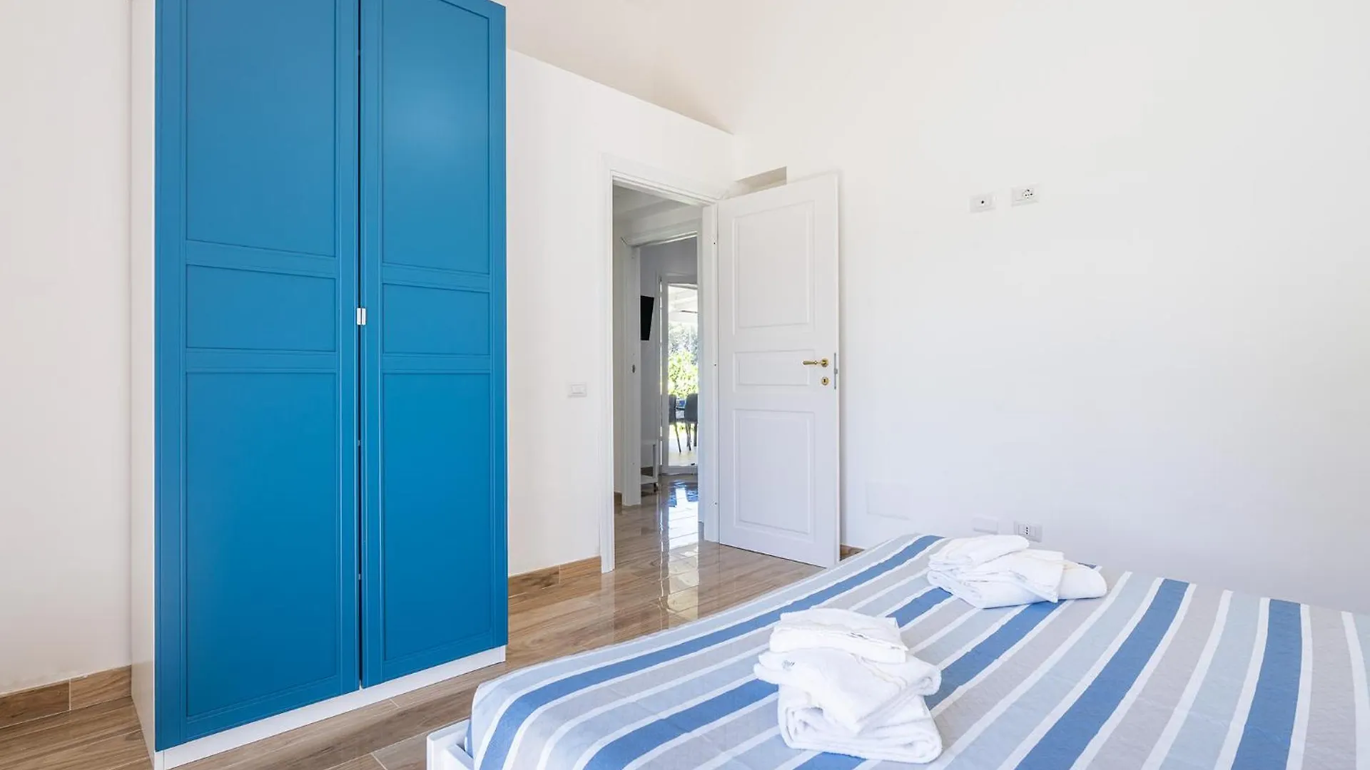 Villa Lunu Quartu SantʼElena 0*,  Italië